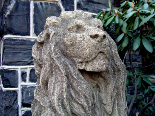 Lion statue.