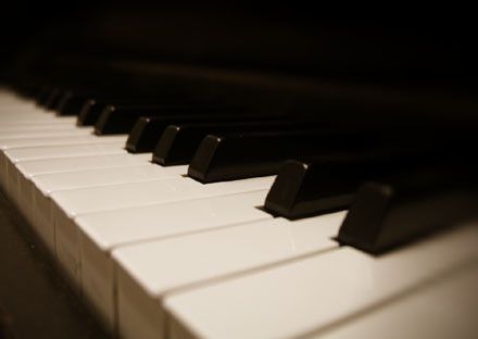 A piano.